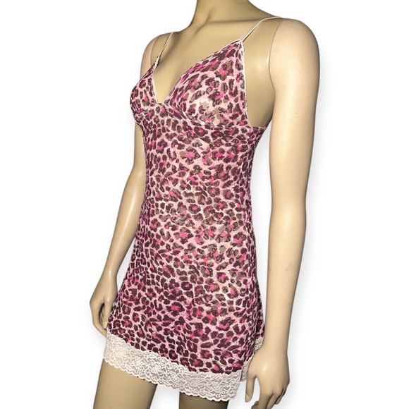 Victoria’s Secret women’s Leopard Print Pink Lace Trim Chemise size M - Picture 6 of 11